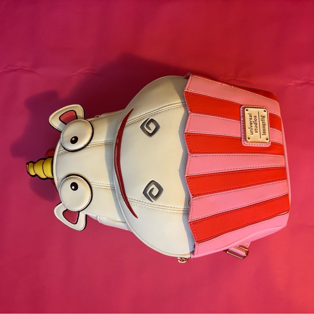 LoungeFly Universal Studios Despicable Me Unicorn Backpack
New with tags!